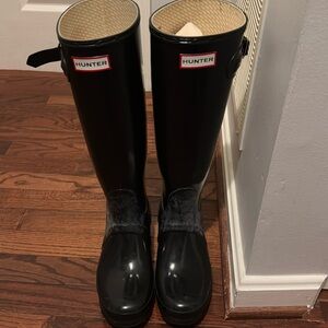 Black hunter boots size 8